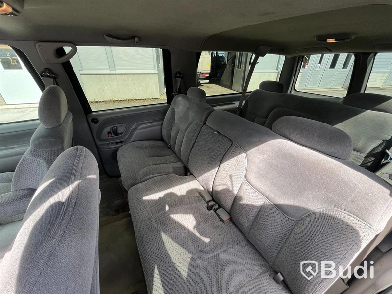 Chevrolet Suburban C1500 5.7 V8 Hydra-Matic | 1996