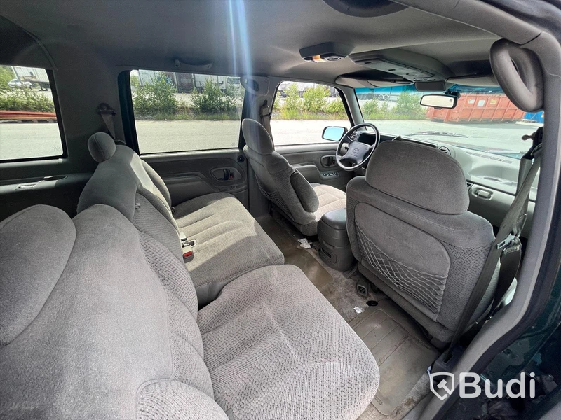 Chevrolet Suburban C1500 5.7 V8 Hydra-Matic | 1996