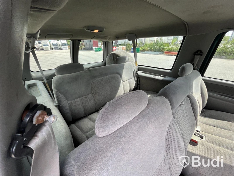 Chevrolet Suburban C1500 5.7 V8 Hydra-Matic | 1996