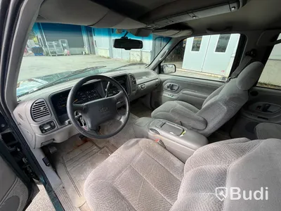 Chevrolet Suburban C1500 5.7 V8 Hydra-Matic | 1996