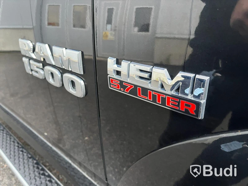 Pickup Dodge RAM 1500 -2018 | Quad Cab | 5.7 V8 HEMI | 4x4 TorqueFlite | 395hk | Automat