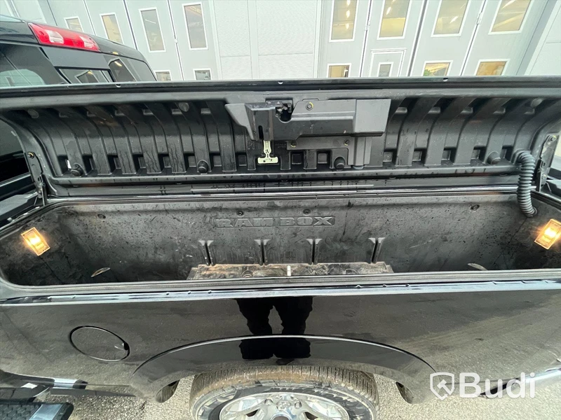 Pickup Dodge RAM 1500 -2018 | Quad Cab | 5.7 V8 HEMI | 4x4 TorqueFlite | 395hk | Automat