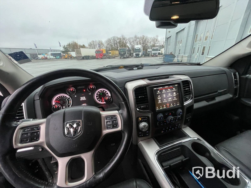Pickup Dodge RAM 1500 -2018 | Quad Cab | 5.7 V8 HEMI | 4x4 TorqueFlite | 395hk | Automat