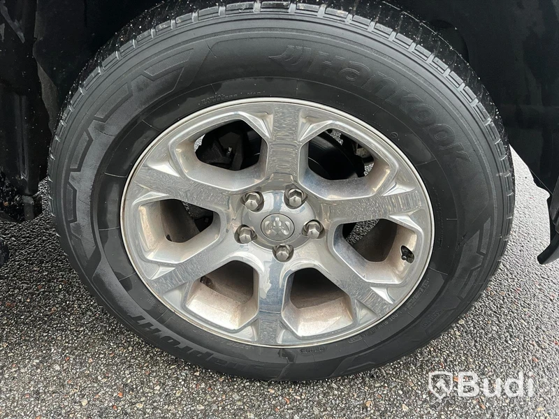 Pickup Dodge RAM 1500 -2018 | Quad Cab | 5.7 V8 HEMI | 4x4 TorqueFlite | 395hk | Automat