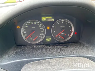 Personbil VOLVO M + V50,-2005 | Repobjekt