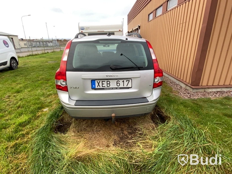 Personbil VOLVO M + V50,-2005 | Repobjekt