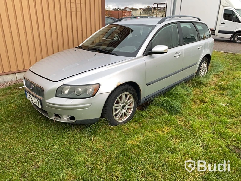 Personbil VOLVO M + V50,-2005 | Repobjekt