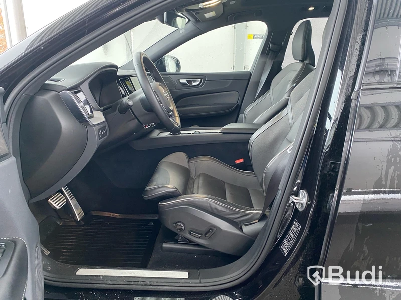 Volvo XC60 Recharge T8 AWD R-Design | 65984 km | 2022 - finns även som 58572