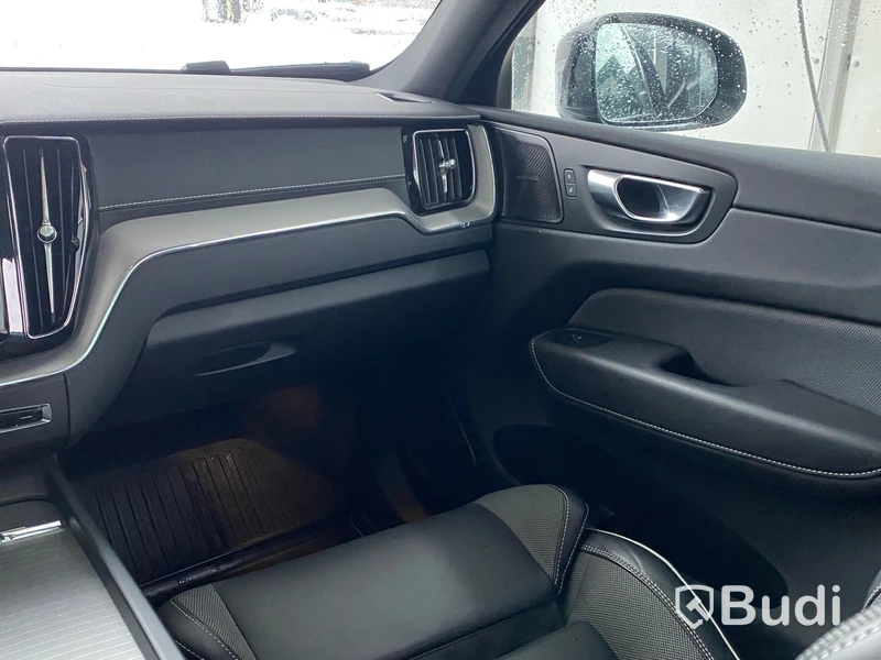 Volvo XC60 Recharge T8 AWD R-Design | 65984 km | 2022 - finns även som 58572