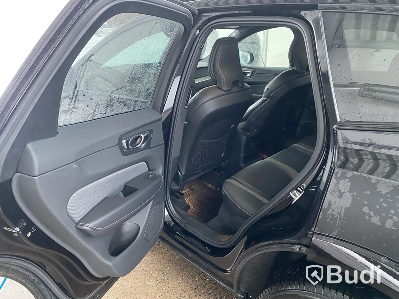 Volvo XC60 Recharge T8 AWD R-Design | 65984 km | 2022 - finns även som 58572