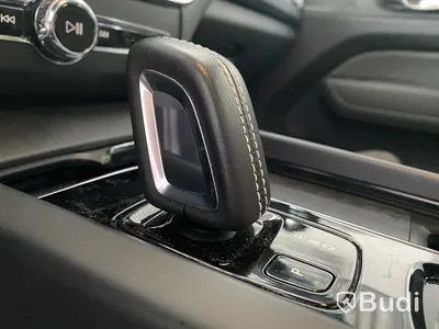 Volvo XC60 Recharge T8 AWD R-Design | 65984 km | 2022 - finns även som 58572