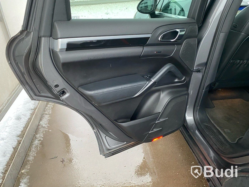 Porsche Cayenne Diesel TipTronic S  | 2012