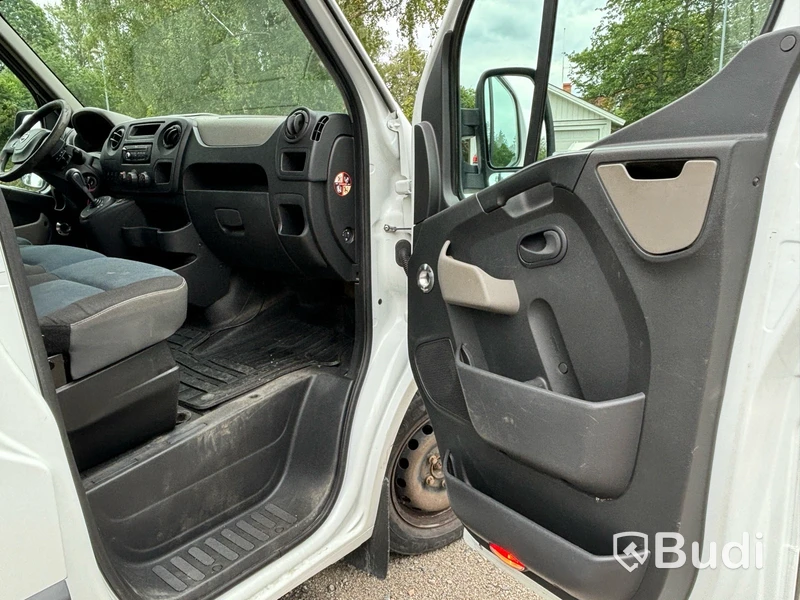 Nissan NV400 2.3 dCi Quickshift | 18032 mil  | 150 hk | 2013