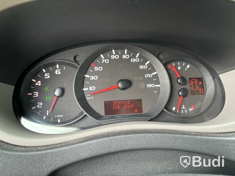 Nissan NV400 2.3 dCi Quickshift | 18032 mil  | 150 hk | 2013