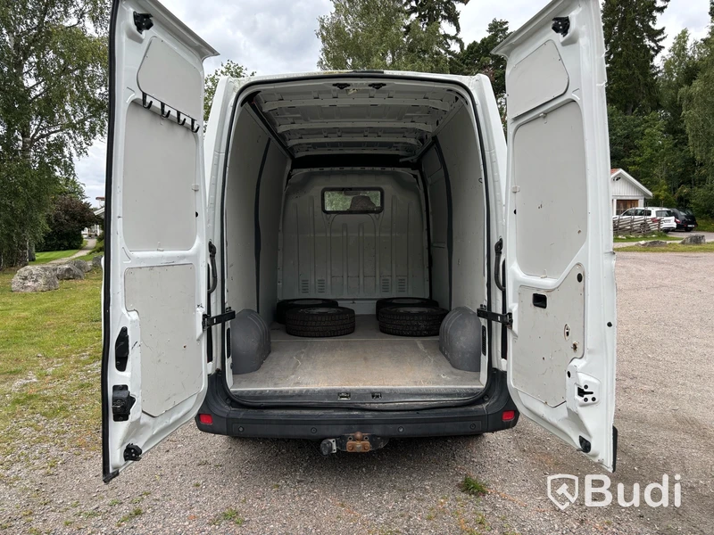 Nissan NV400 2.3 dCi Quickshift | 18032 mil  | 150 hk | 2013