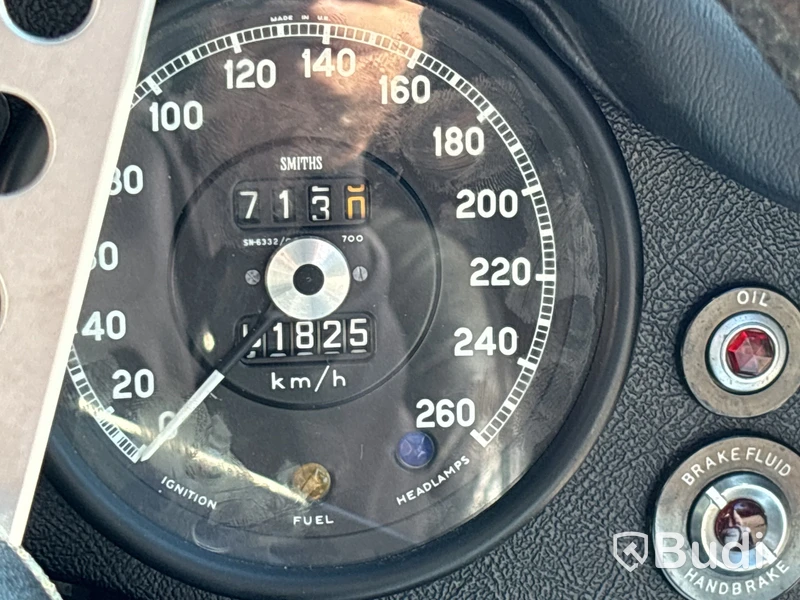 Jaguar E-type roadster | V12 | ca 5000 mil | 1973