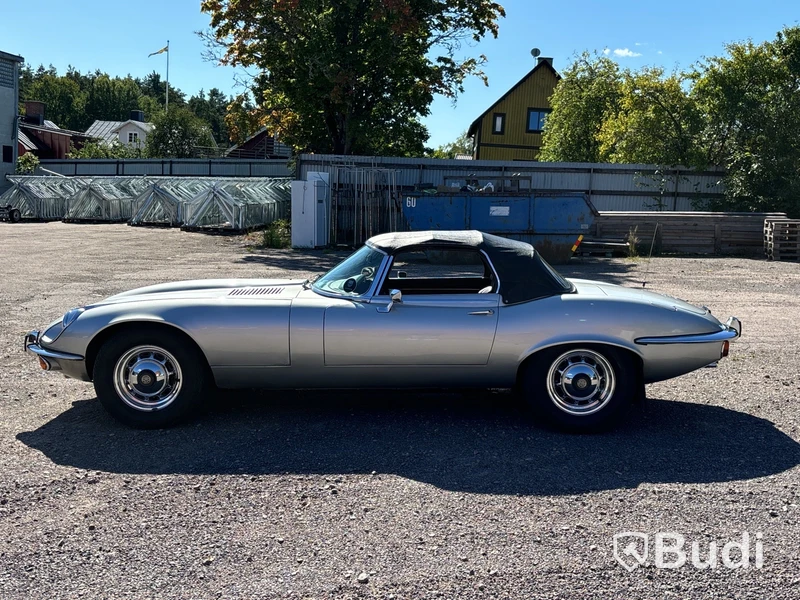 Jaguar E-type roadster | V12 | ca 5000 mil | 1973