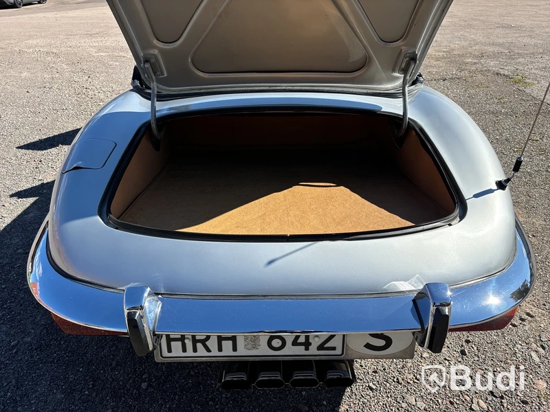 Jaguar E-type roadster | V12 | ca 5000 mil | 1973