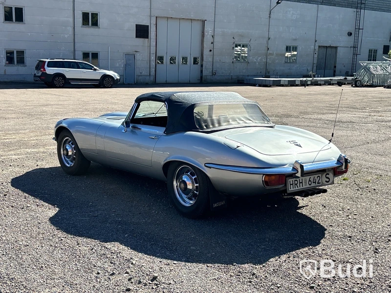 Jaguar E-type roadster | V12 | ca 5000 mil | 1973