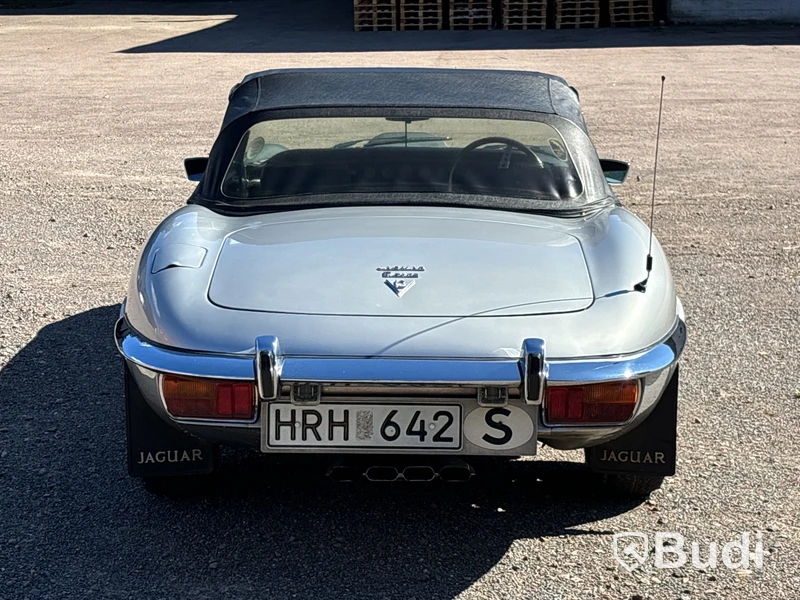 Jaguar E-type roadster | V12 | ca 5000 mil | 1973