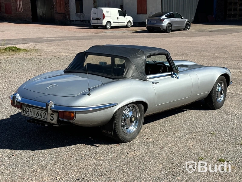 Jaguar E-type roadster | V12 | ca 5000 mil | 1973