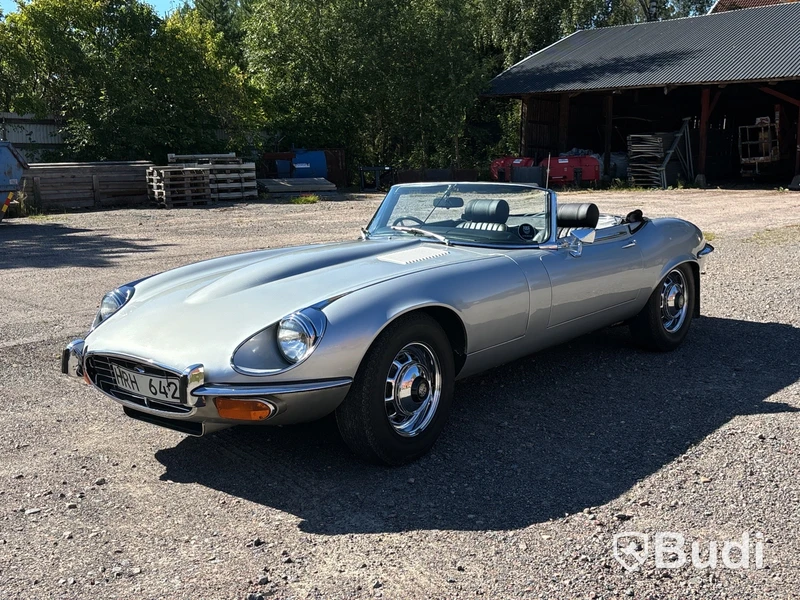 Jaguar E-type roadster | V12 | ca 5000 mil | 1973