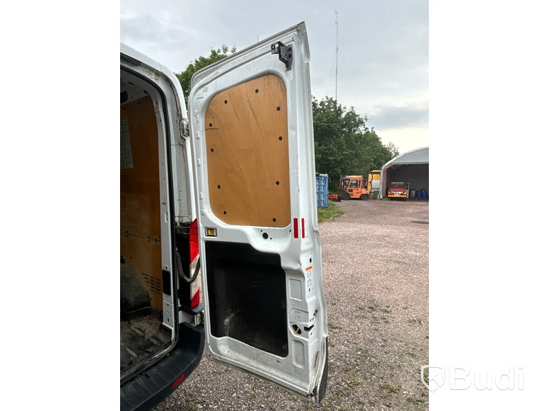 Ford Transit 350 2.0 TDCi | 17043 mil | 170 hk | 2016 - defekt