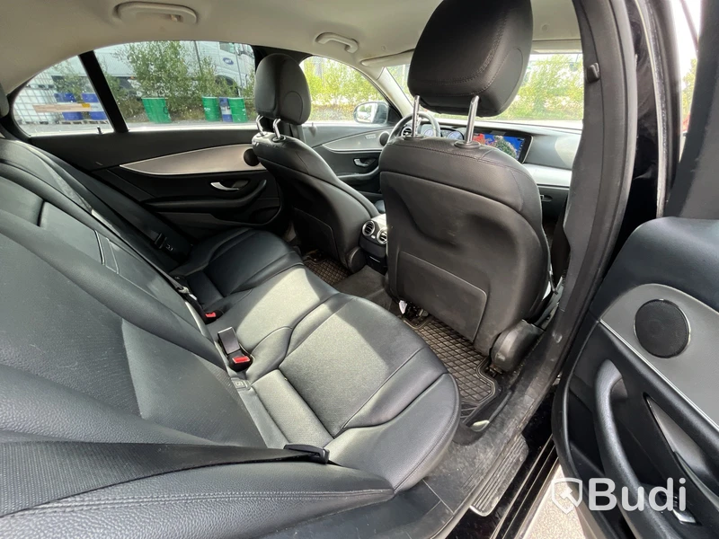 Personbil Mercedes-Benz E220 D -2017 | 9G-Tronic | 194HK | Nybesiktigad UA