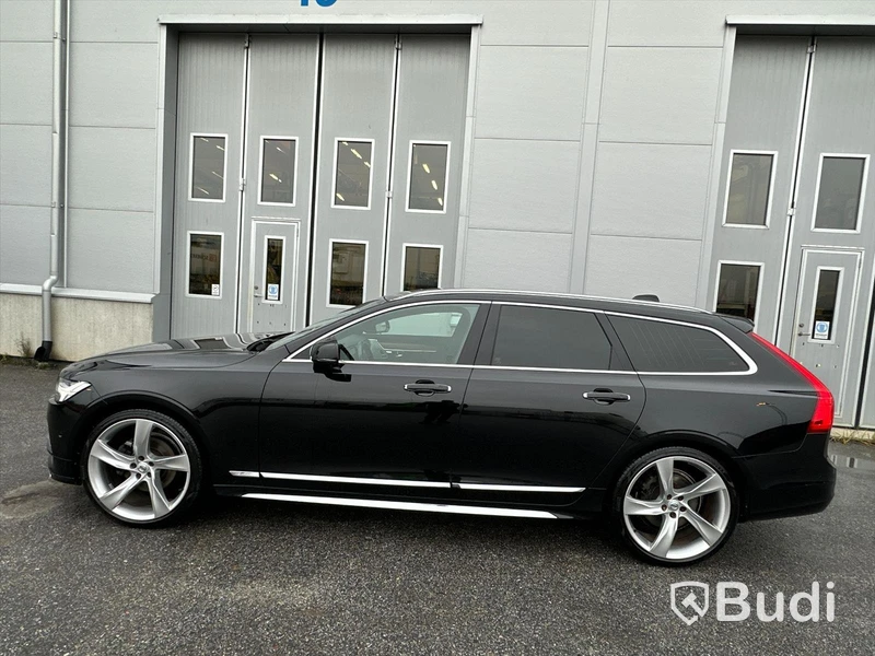 Personbil Volvo V90 D5 AWD Inscription 2017 | Bowers & wilkins  | 21" fälgar | Head-up