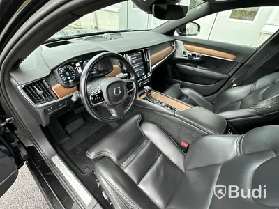 Personbil Volvo V90 D5 AWD Inscription 2017 | Bowers & wilkins  | 21" fälgar | Head-up