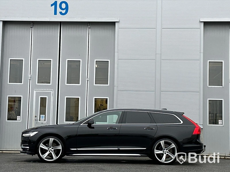 Personbil Volvo V90 D5 AWD Inscription 2017 | Bowers & wilkins  | 21" fälgar | Head-up