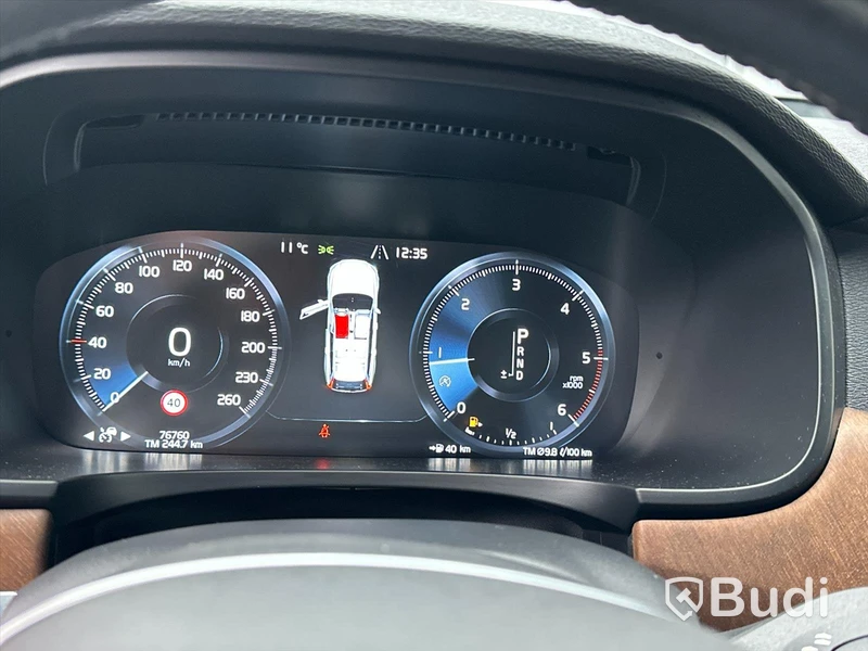 Personbil Volvo V90 D5 AWD Inscription 2017 | Bowers & wilkins  | 21" fälgar | Head-up