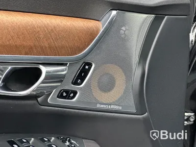 Personbil Volvo V90 D5 AWD Inscription 2017 | Bowers & wilkins  | 21" fälgar | Head-up