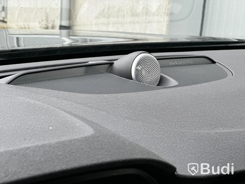 Personbil Volvo V90 D5 AWD Inscription 2017 | Bowers & wilkins  | 21" fälgar | Head-up