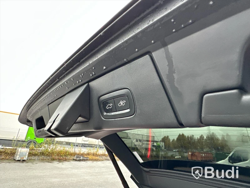 Personbil Volvo V90 D5 AWD Inscription 2017 | Bowers & wilkins  | 21" fälgar | Head-up