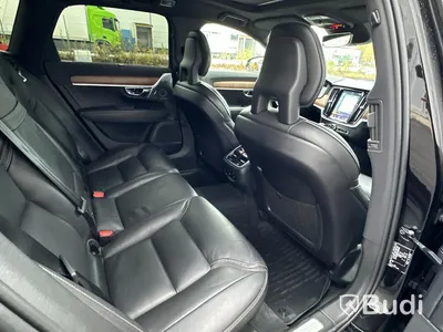 Personbil Volvo V90 D5 AWD Inscription 2017 | Bowers & wilkins  | 21" fälgar | Head-up