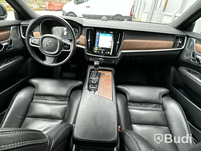 Personbil Volvo V90 D5 AWD Inscription 2017 | Bowers & wilkins  | 21" fälgar | Head-up