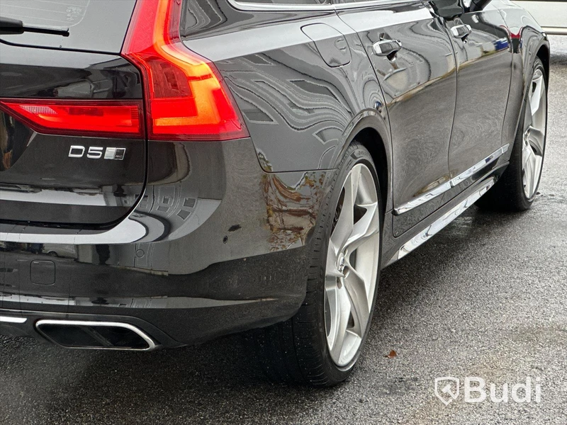 Personbil Volvo V90 D5 AWD Inscription 2017 | Bowers & wilkins  | 21" fälgar | Head-up