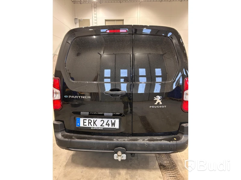 ERK24W Lastbil PEUGEOT, E-PARTNER, 2023 PEUGEOT, 2023 Mätarställning (km): 009572