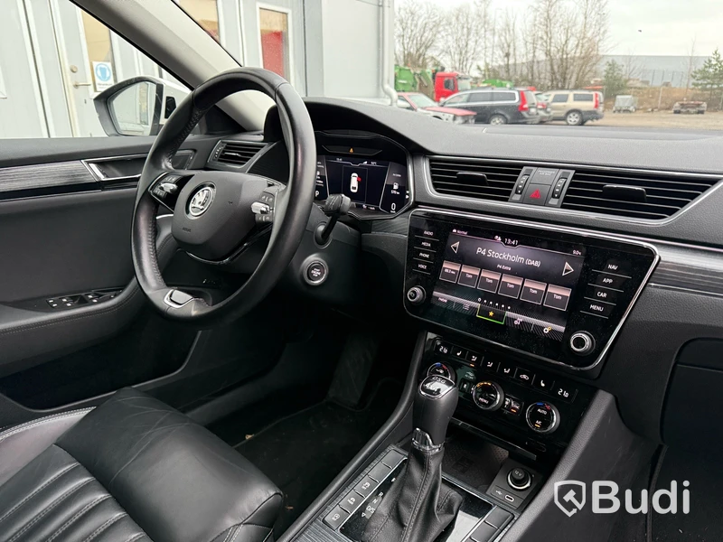 Personbil Skoda Superb Kombi  2.0 TDI 4x4 DSG Sekventiell, 200hk  -2020