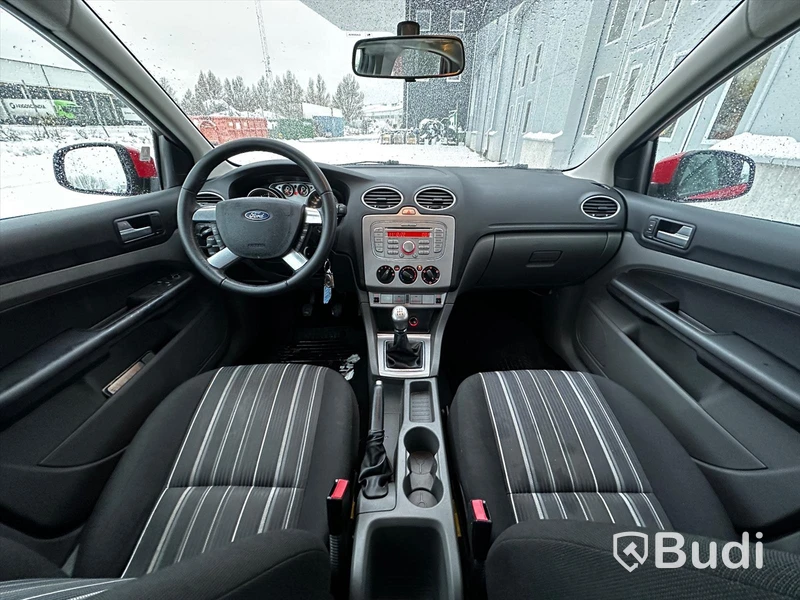 Personbil Ford Focus Platinum | 100hk | 5d |