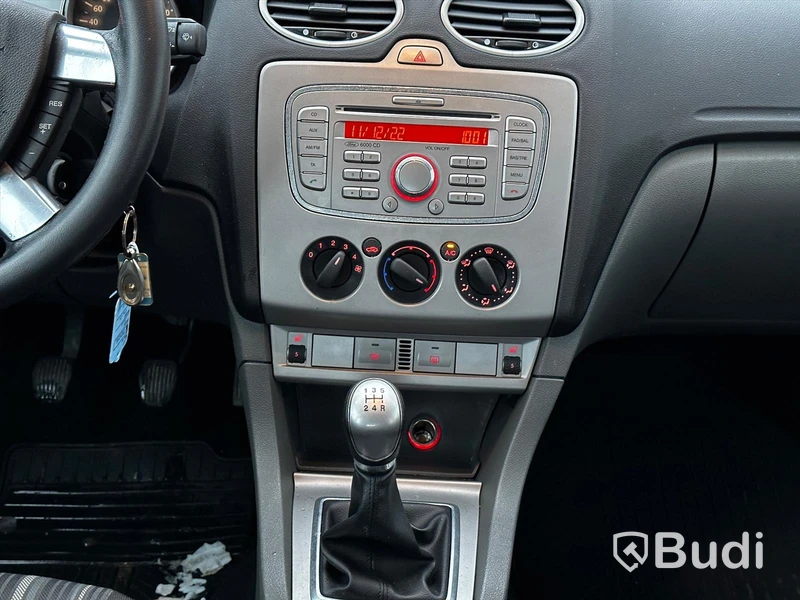 Personbil Ford Focus Platinum | 100hk | 5d |