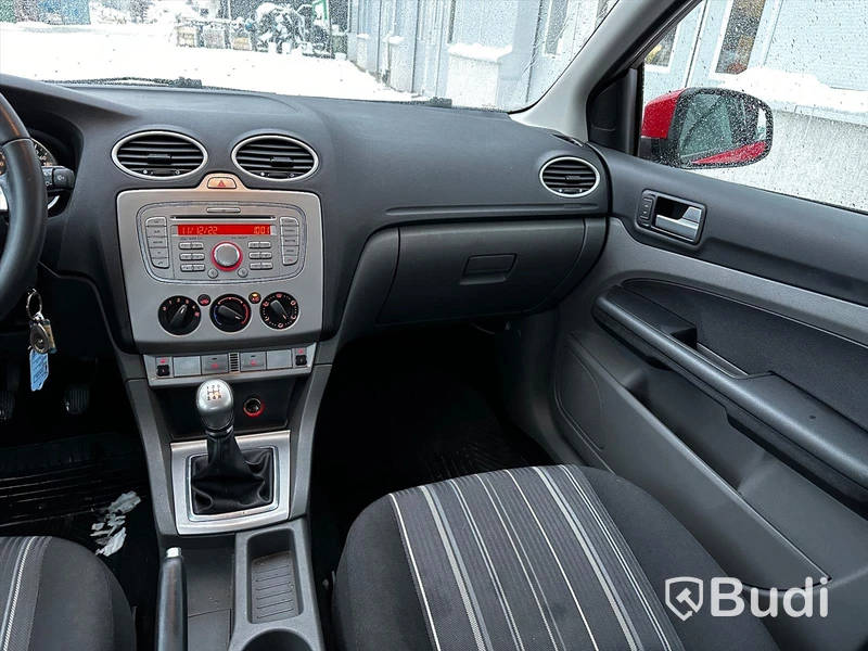 Personbil Ford Focus Platinum | 100hk | 5d |