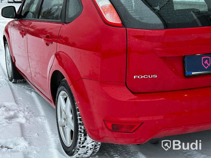 Personbil Ford Focus Platinum | 100hk | 5d |