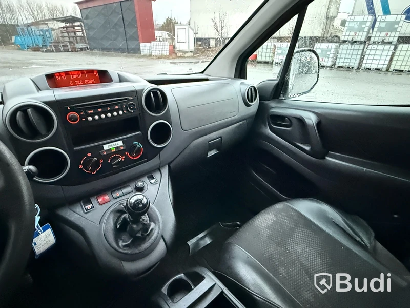 Personbil Peugeot 7 Partner -2015