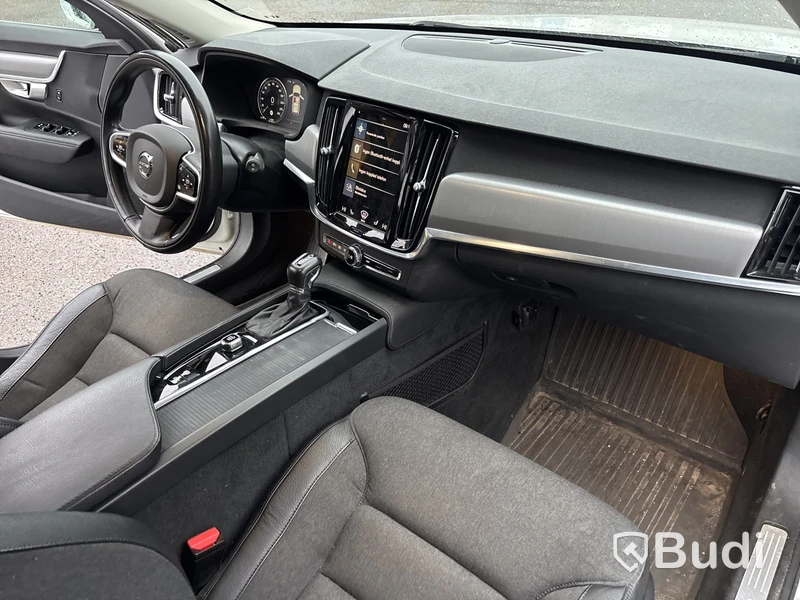 Volvo V90 D3 | 11249 mil | Automat | 150 hk | 2020