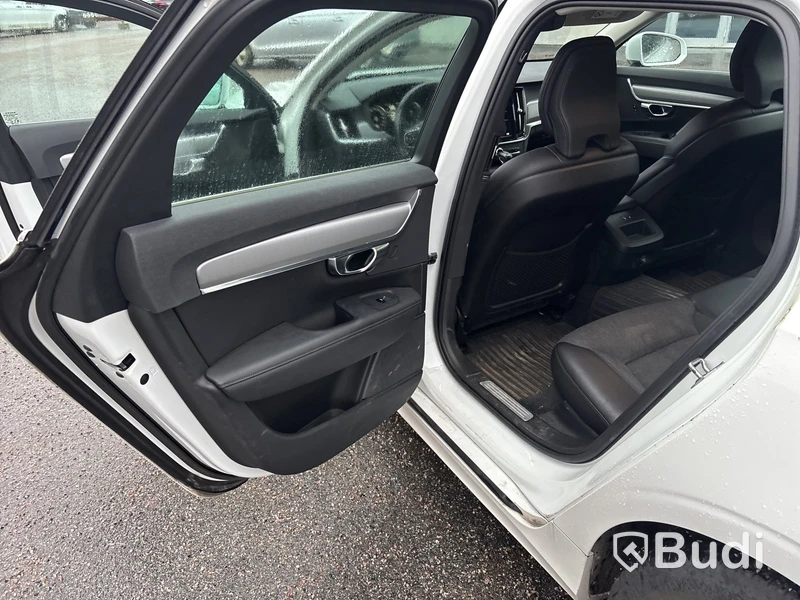 Volvo V90 D3 | 11249 mil | Automat | 150 hk | 2020