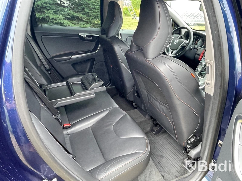 Personbil Volvo XC60 D4 Summum FWD 190HK | Ocean Race