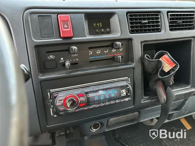 Biltransport Toyota Hiace, lastvikt 1666 kg -1998