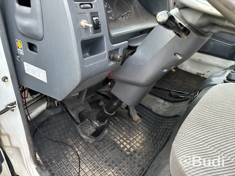 Biltransport Toyota Hiace, lastvikt 1666 kg -1998